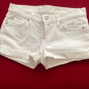 7 FOR ALL MEN KIND White Jean Shorts with Cuffed Hem and Contrast Stitching